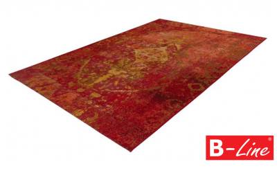 Kusový koberec Gobelina 643 Red